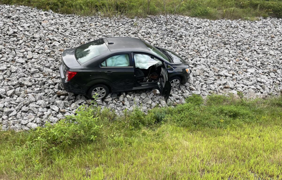 High-speed chase ends in arrest after stolen vehicle crashes near ...