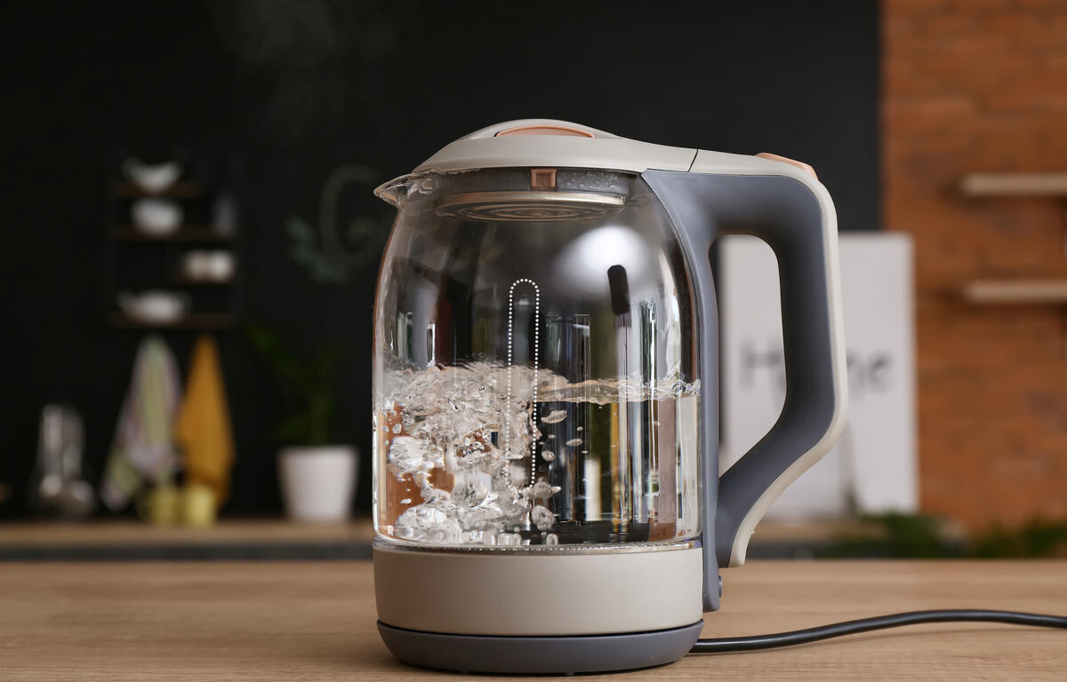 Tea kettle