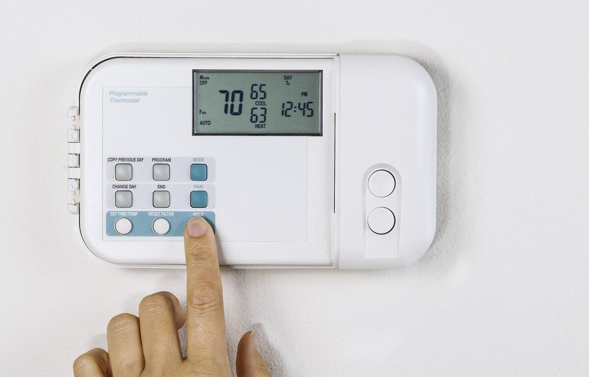 Heating thermostat