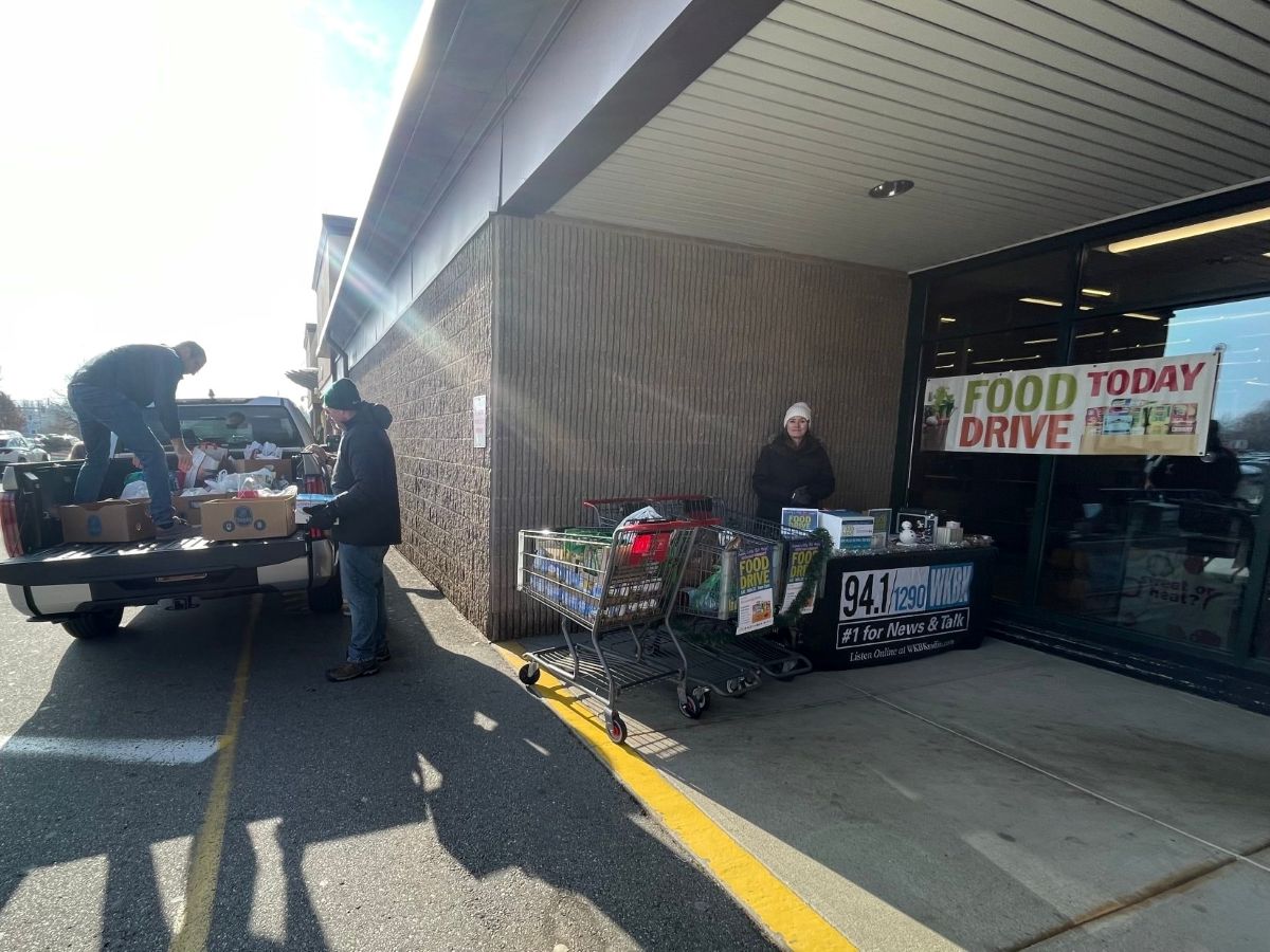 Fenton Family Food Drive