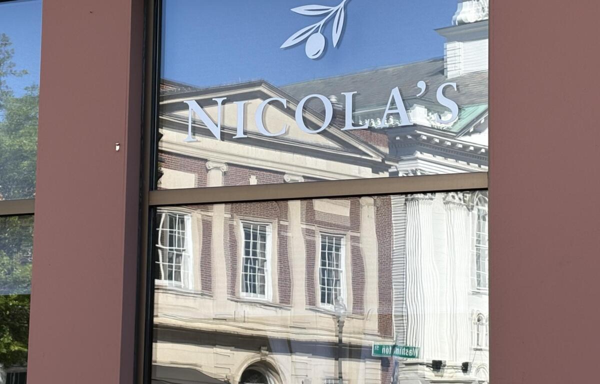 Nicola's