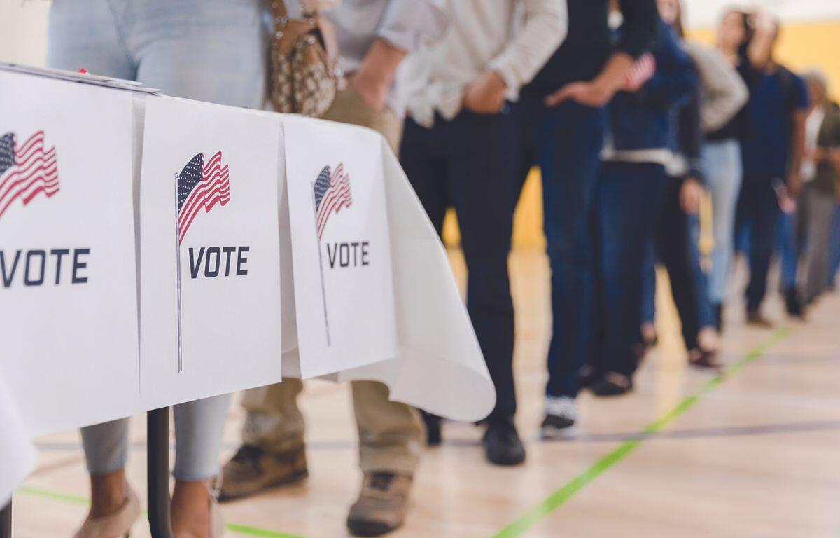 Voting line